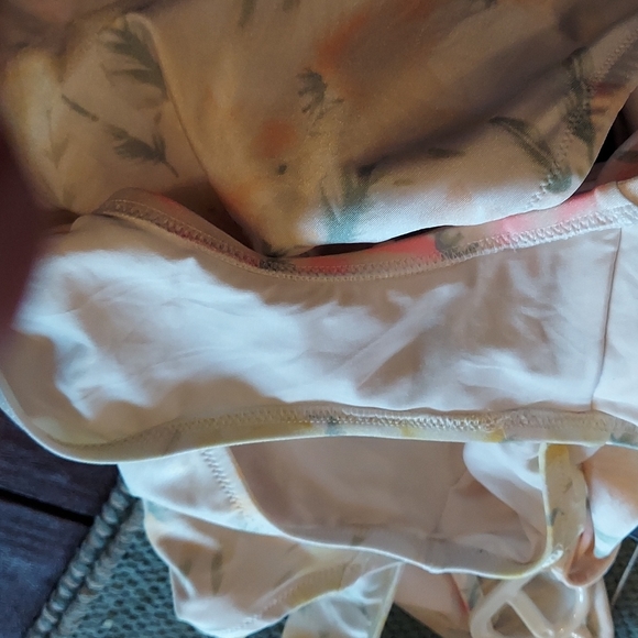 VICTORIAS SECRET ONE PIECE LARGE - Picture 8 of 8